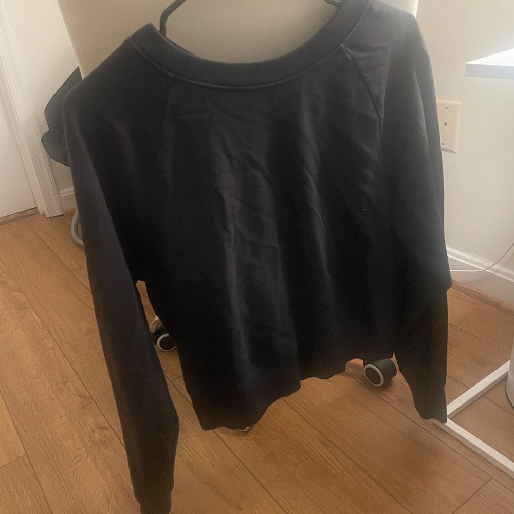 Black Crewneck Sweatshirt